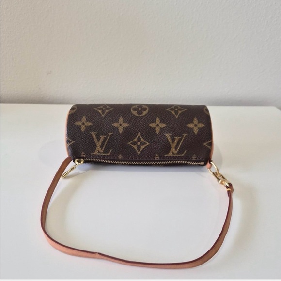Louis Vuitton Handbags - Authentic Louis Vuitton Monogram Mini papillon Shoulder Bag - Brown & Gold